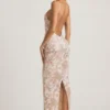 Tavira Maxikleid mit U-Ausschnitt und Rückenausschnitt, verziert, in Elfenbein Tavira Maxikleid mit U-Ausschnitt und Rückenausschnitt, verziert, in Elfenbein