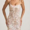 Tavira Maxikleid mit U-Ausschnitt und Rückenausschnitt, verziert, in Elfenbein Tavira Maxikleid mit U-Ausschnitt und Rückenausschnitt, verziert, in Elfenbein