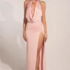 Teodora-Kleid mit Wasserfallausschnitt und Oberschenkellänge in Blush Pink Teodora-Kleid mit Wasserfallausschnitt und Oberschenkellänge in Blush Pink