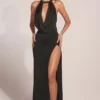 Teodora Maxikleid mit Wasserfallausschnitt in Schwarz Teodora Maxikleid mit Wasserfallausschnitt in Schwarz