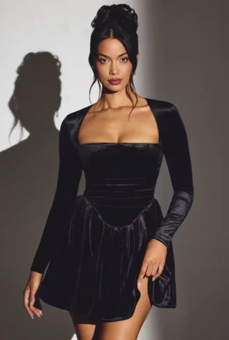 Tera Velvet Langarm-Korsett-Minikleid in Tiefschwarz