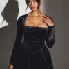 Tera Velvet Langarm-Korsett-Minikleid in Tiefschwarz Tera Velvet Langarm-Korsett-Minikleid in Tiefschwarz