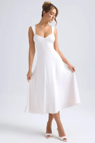 Thandie Midaxi-Kleid mit Herzausschnitt und Rüschen in Elfenbein