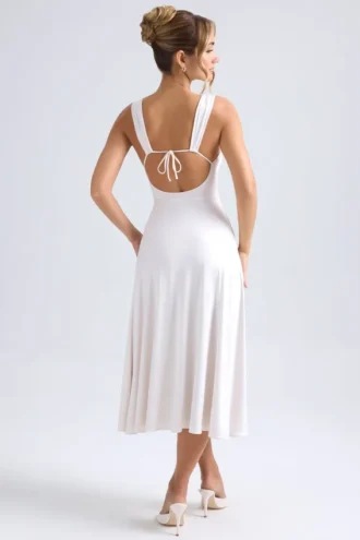 Thandie Midaxi-Kleid mit Herzausschnitt und Rüschen in Elfenbein