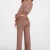 Thea Modal-Hose mit niedriger Leibhöhe und geradem Bein in Mokka Thea Modal-Hose mit niedriger Leibhöhe und geradem Bein in Mokka