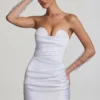 Tirza Minikleid mit gerafftem Korsett in Weiß Tirza Minikleid mit gerafftem Korsett in Weiß