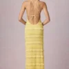 Tove Maxikleid mit Rüschen, rückenfreiem Ausschnitt und Neckholder in Zitronengelb Tove Maxikleid mit Rüschen, rückenfreiem Ausschnitt und Neckholder in Zitronengelb