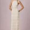 Tove Maxikleid mit Rüschen und rückenfreiem Neckholder in Elfenbein Tove Maxikleid mit Rüschen und rückenfreiem Neckholder in Elfenbein