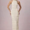 Tove Maxikleid mit Rüschen und rückenfreiem Neckholder in Elfenbein Tove Maxikleid mit Rüschen und rückenfreiem Neckholder in Elfenbein