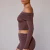Transparentes, schulterfreies Langarm-Oberteil in Taupe-Braun Transparentes, schulterfreies Langarm-Oberteil in Taupe-Braun