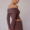 Transparentes, schulterfreies Langarm-Oberteil in Taupe-Braun Transparentes, schulterfreies Langarm-Oberteil in Taupe-Braun
