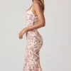 Valentina Layered Bra-Detail Fishtail Midaxi-Kleid mit Primrose-Blumenprint Valentina Layered Bra-Detail Fishtail Midaxi-Kleid mit Primrose-Blumenprint