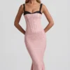 Valentina Midaxi-Kleid mit Lagen- und BH-Details in Rosa mit Polka-Dots Valentina Midaxi-Kleid mit Lagen- und BH-Details in Rosa mit Polka-Dots