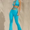 Valerie Petite Cut-Out-Hose mit ausgestelltem Bein in Aqua