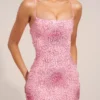 Valley Minikleid mit herzförmigen Perlenverzierungen in Rosa Valley Minikleid mit herzförmigen Perlenverzierungen in Rosa