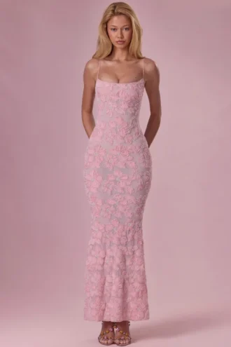 Valora Maxikleid mit Verzierungen und quadratischem Ausschnitt in Blush Pink