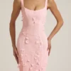 Vasanta – Korragekleid mit Applikationen und weichem U-Ausschnitt in Rosa Vasanta – Korragekleid mit Applikationen und weichem U-Ausschnitt in Rosa