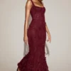 Vasanta Verziertes Applikations-Korsettkleid mit weichem Ausschnitt in Weinrot Vasanta Verziertes Applikations-Korsettkleid mit weichem Ausschnitt in Weinrot