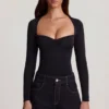 Vayla Soft Jersey Sweetheart Ruched Langarm-Oberteil in Schwarz Vayla Soft Jersey Sweetheart Ruched Langarm-Oberteil in Schwarz