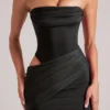 Veda Bandeau-Bodycon-Minikleid in Schwarz Veda Bandeau-Bodycon-Minikleid in Schwarz