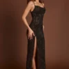 Velia – Verziertes Peekaboo-Kleid mit Wasserfallausschnitt in braunem Schlangenmuster Velia – Verziertes Peekaboo-Kleid mit Wasserfallausschnitt in braunem Schlangenmuster