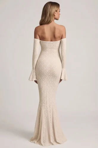Verena Off-Shoulder-Maxikleid aus Rüschen-Spitze in Elfenbein