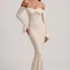 Verena Off-Shoulder-Maxikleid aus Rüschen-Spitze in Elfenbein Verena Off-Shoulder-Maxikleid aus Rüschen-Spitze in Elfenbein