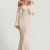 Verena Off-Shoulder-Maxikleid aus Rüschen-Spitze in Elfenbein Verena Off-Shoulder-Maxikleid aus Rüschen-Spitze in Elfenbein