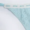 Vernazza Bikinihosen mit seitlichen Bändern aus Broderie Anglaise in Puderblau Vernazza Bikinihosen mit seitlichen Bändern aus Broderie Anglaise in Puderblau