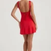 Violetta Minikleid mit Schnürung am Rücken in Rot Violetta Minikleid mit Schnürung am Rücken in Rot