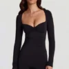 Vionne Soft Jersey Sweetheart Langarm-Mini-Playsuit in Schwarz Vionne Soft Jersey Sweetheart Langarm-Mini-Playsuit in Schwarz
