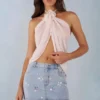 Virelle Neckholder-Oberteil mit offener Vorderseite in Elfenbein Virelle Neckholder-Oberteil mit offener Vorderseite in Elfenbein