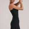 Vita Longline-Halteroberteil in Schwarz Vita Longline-Halteroberteil in Schwarz