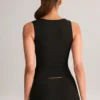 Vivee Modal-Oberteil mit quadratischem Ausschnitt in Schwarz Vivee Modal-Oberteil mit quadratischem Ausschnitt in Schwarz
