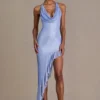 Vivienne Premium verziertes asymmetrisches Maxikleid mit tiefem Ausschnitt in Himmelblau Vivienne Premium verziertes asymmetrisches Maxikleid mit tiefem Ausschnitt in Himmelblau