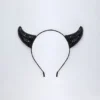 Vixena Devil Horns Stirnband in Schwarz