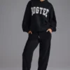 Weiche Baumwoll-Jersey-Jogginghose mit mittlerer Leibhöhe in Schwarz Weiche Baumwoll-Jersey-Jogginghose mit mittlerer Leibhöhe in Schwarz