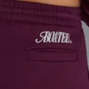 Weiche Jogginghose aus Baumwolljersey mit mittlerer Leibhöhe in der Farbe Grape