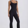 Weicher Active-Jumpsuit mit Cut-out am Rücken in Schwarz Weicher Active-Jumpsuit mit Cut-out am Rücken in Schwarz