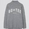 Weicher, übergroßer Pullover aus Strick in Grau Weicher, übergroßer Pullover aus Strick in Grau