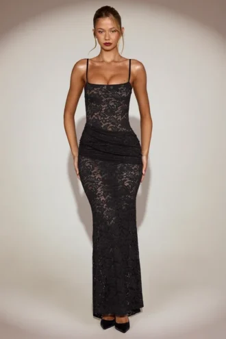 Wintra Transparentes Spitzenkleid mit gerüschtem Ausschnitt in Schwarz