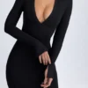 Yael Modal-Plunge-V-Ausschnitt-Midaxi-Kleid in Schwarz