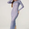 Yasmin Maxikleid mit Verzierungen und langen Ärmeln in Blau Yasmin Maxikleid mit Verzierungen und langen Ärmeln in Blau