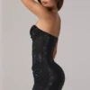 Zara verziertes Bandeau-Minikleid mit Cowl-Taille in Schwarz Zara verziertes Bandeau-Minikleid mit Cowl-Taille in Schwarz
