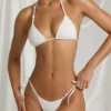 Zayana Triangel-Bikinioberteil in Weiß Zayana Triangel-Bikinioberteil in Weiß