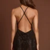 Zelinda verziertes A-Linien-Minikleid mit Neckholder und Wasserfallausschnitt in braunem Schlangenmuster Zelinda verziertes A-Linien-Minikleid mit Neckholder und Wasserfallausschnitt in braunem Schlangenmuster