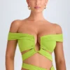 Zene Crop-Top mit Cut-outs und schulterfreiem Ausschnitt in Limettengrün Zene Crop-Top mit Cut-outs und schulterfreiem Ausschnitt in Limettengrün