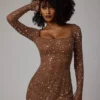 Zeta Transparentes, verziertes A-Linien-Minikleid mit langen Ärmeln in Mocha Zeta Transparentes, verziertes A-Linien-Minikleid mit langen Ärmeln in Mocha