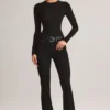 Ziva Modal-Bodys mit Rundhalsausschnitt und langen Ärmeln in Schwarz Ziva Modal-Bodys mit Rundhalsausschnitt und langen Ärmeln in Schwarz