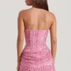 Ziya Verziertes, drapiertes, trägerloses A-Linien-Minikleid in Pink Ziya Verziertes, drapiertes, trägerloses A-Linien-Minikleid in Pink